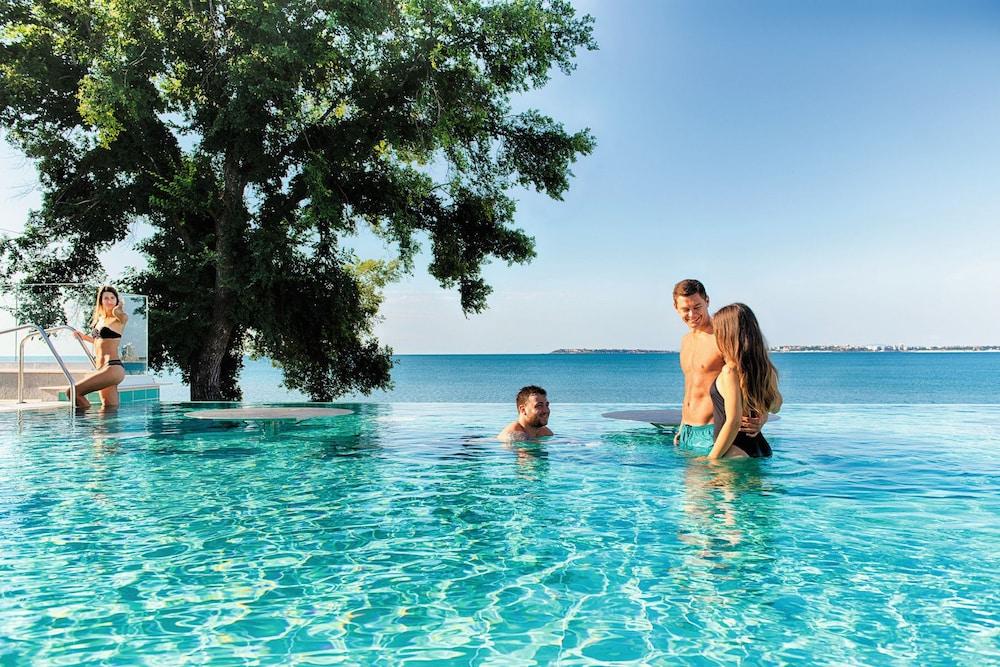 Palace (adults Only) Готель 3*